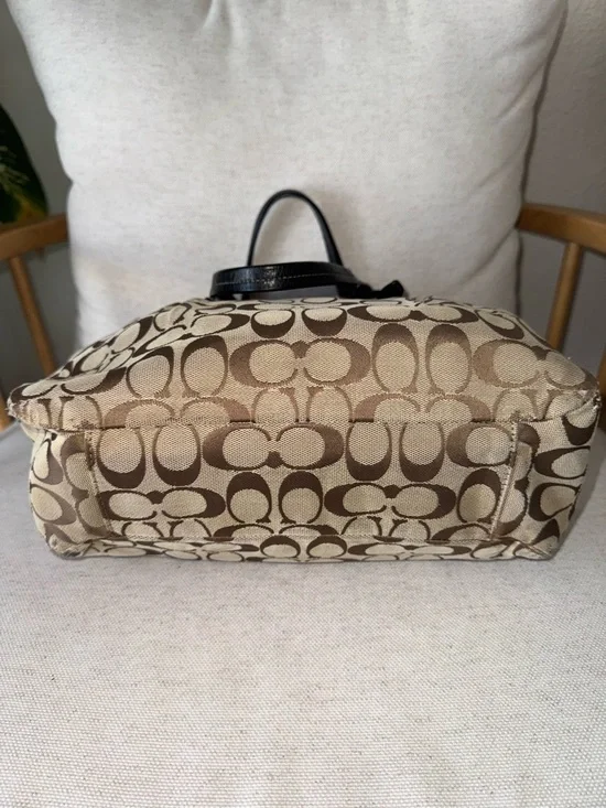 COACH VTG Signature Gallery East-West Y2K Tan Canvas Leather Tote Shoulder Bag - Picture 12 of 17